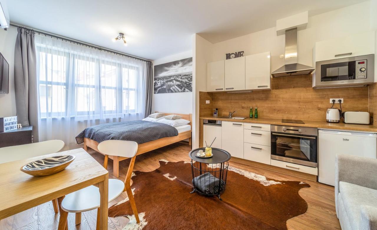 Aviatik Apartments Ceske Budejovice Luaran gambar