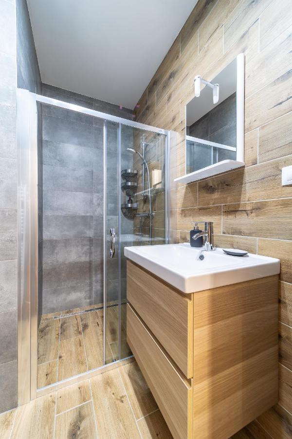 Aviatik Apartments Ceske Budejovice Luaran gambar