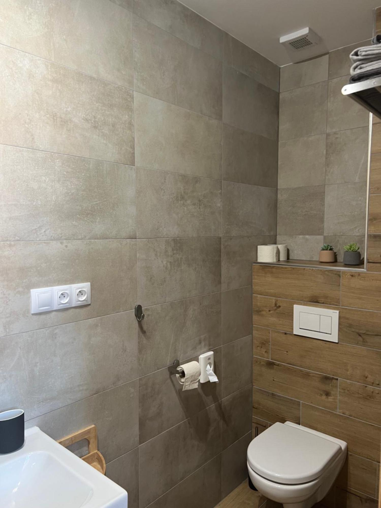 Aviatik Apartments Ceske Budejovice Luaran gambar